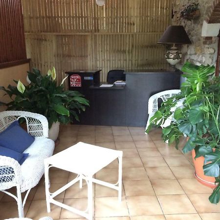 Le Phoenix Saint-Florentin (Yonne) Exterior foto