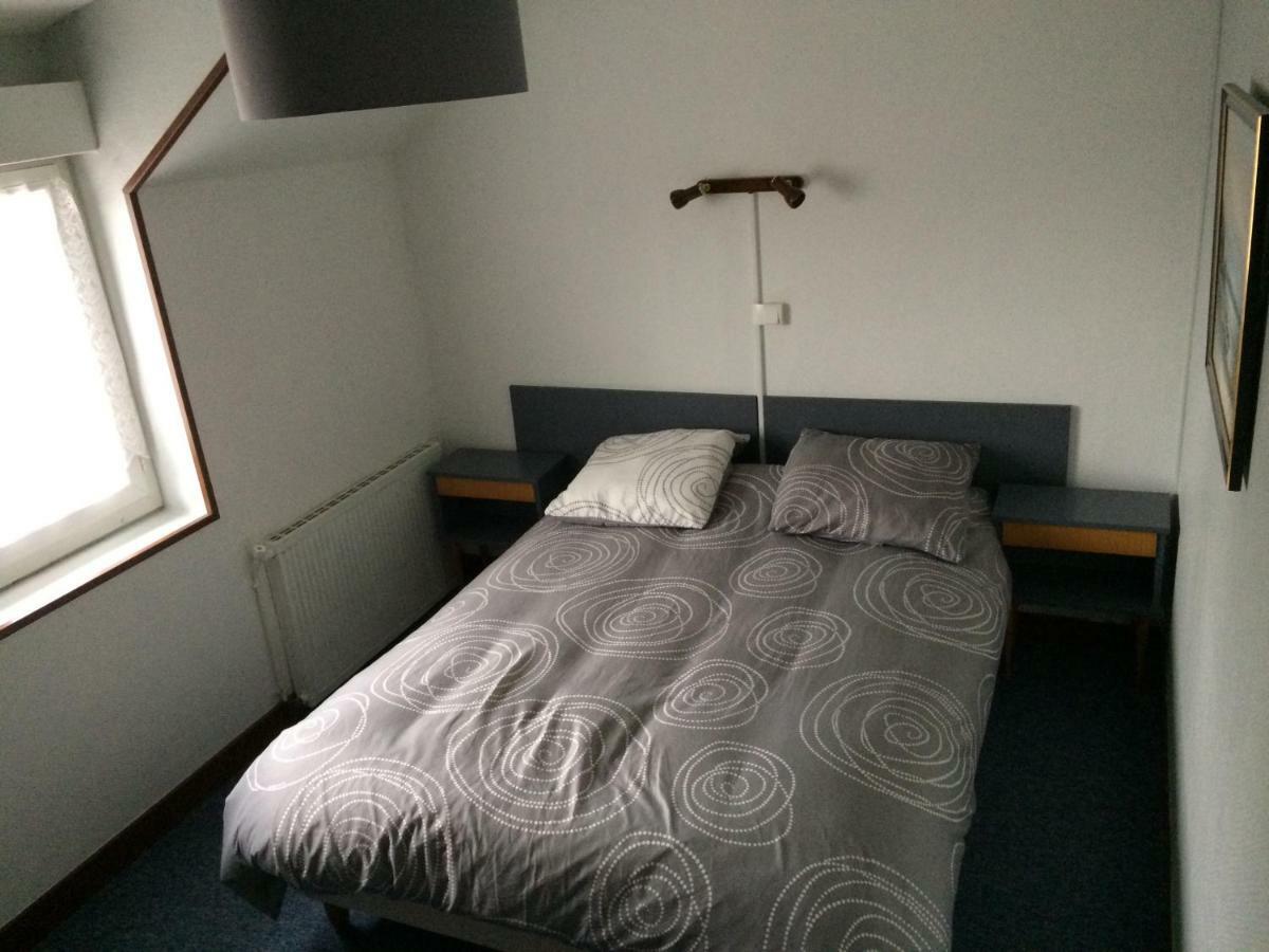 Le Phoenix Saint-Florentin (Yonne) Exterior foto