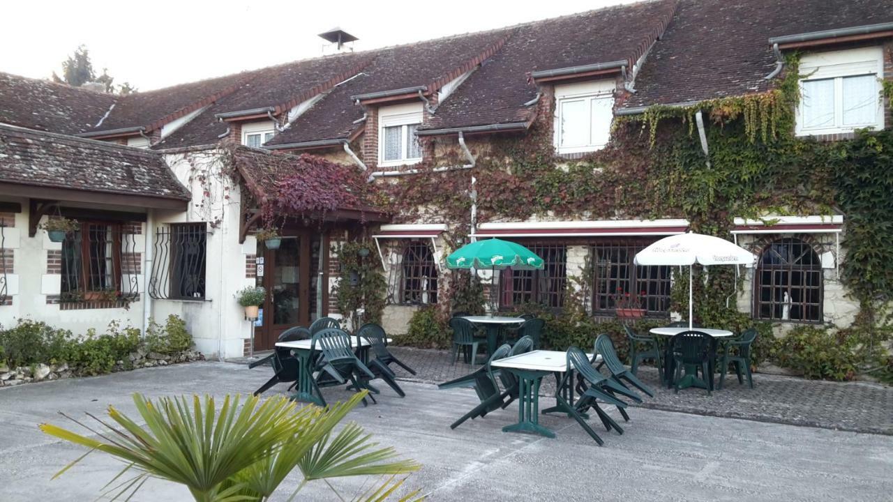Le Phoenix Saint-Florentin (Yonne) Exterior foto